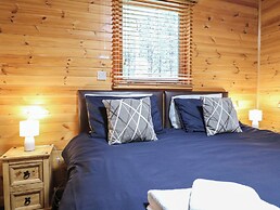 Oak Lodge