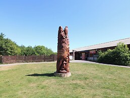 Oak Lodge