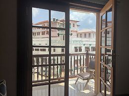Mango restaurant and apartment hotel