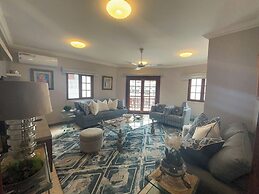 Mango restaurant and apartment hotel