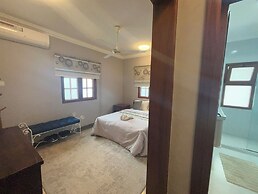 Mango restaurant and apartment hotel