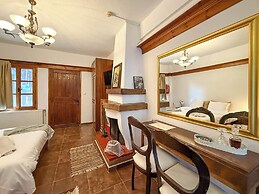 Pliades Traditional Guesthouse