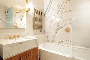 Claridge House by SLO