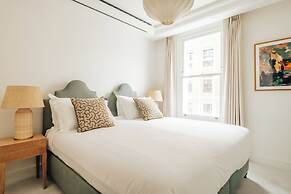 Claridge House by SLO