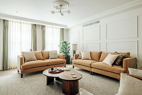 Claridge House by SLO