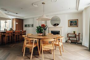 Claridge House by SLO