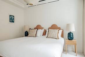 Claridge House by SLO
