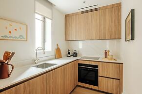 Claridge House by SLO