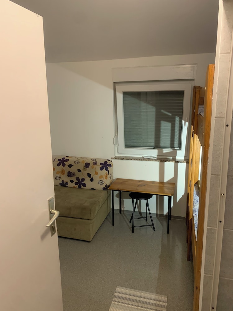 Hostel Kantun