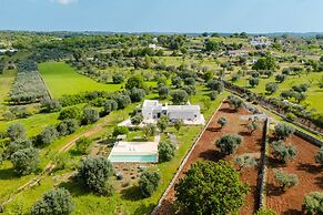 Ker Rail Villa With Pool by Wonderful Italy