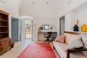 Ker Rail Villa With Pool by Wonderful Italy