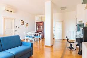 Terrazza Aphrodite by Napoliapartments