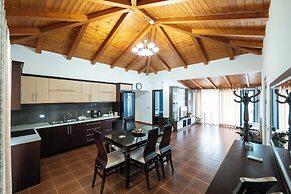 Villa JIOTA
