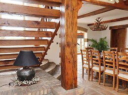 Crossbutts Farmhouse