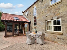 Crossbutts Farmhouse