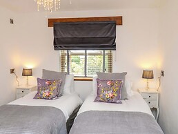 Crossbutts Farmhouse