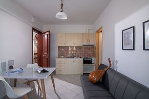 Happy Apartments
