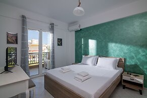 Happy Apartments