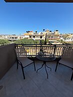 Happy Apartments