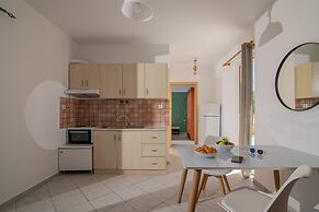 Happy Apartments