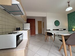 Happy Apartments