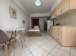 Happy Apartments