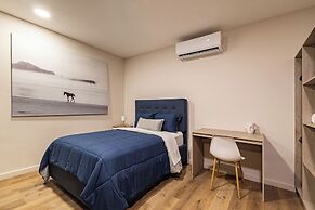 Lora Loca Inn