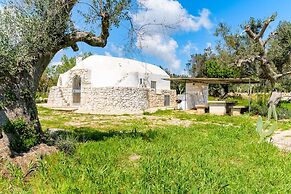 Trullo Mandorlo by Wonderful Italy