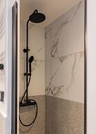 KLEO by Zoia Living