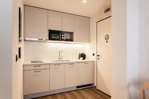 KLEO by Zoia Living