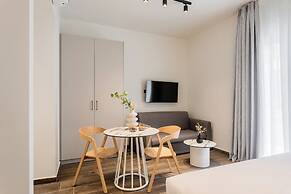 KLEO by Zoia Living