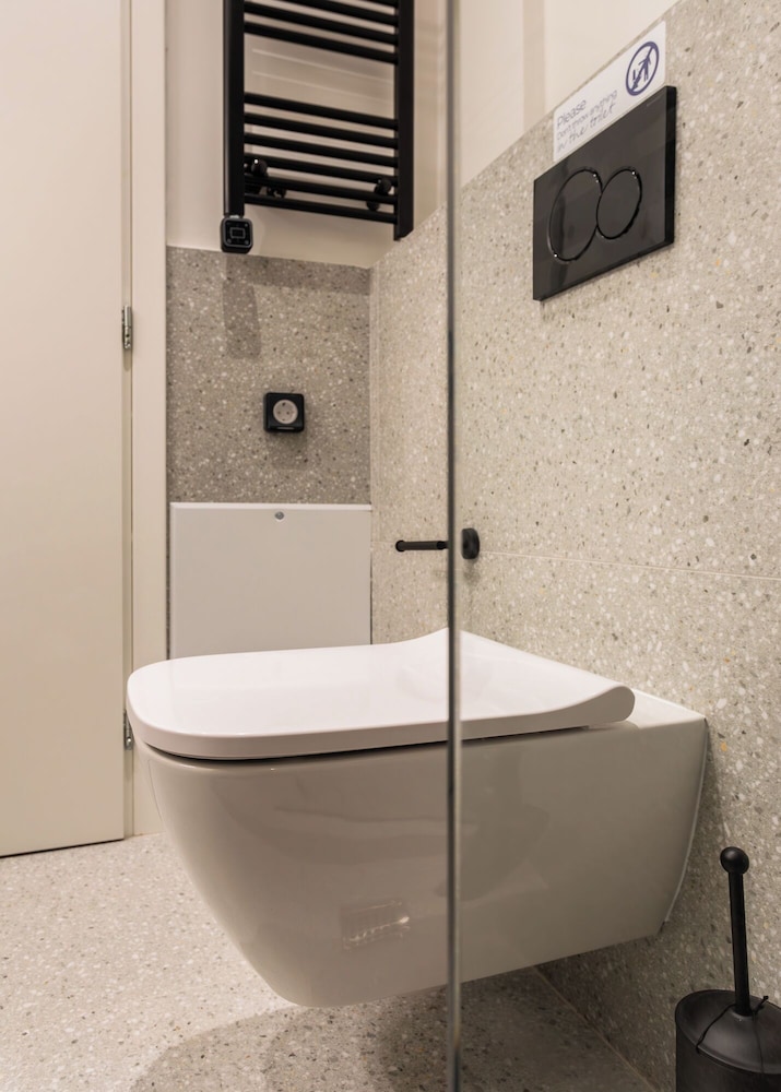 KLEO by Zoia Living