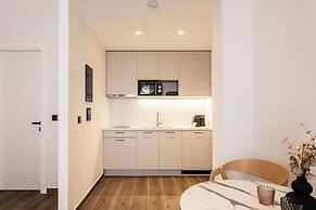 KLEO by Zoia Living