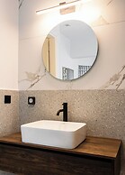 KLEO by Zoia Living