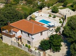 Villa Gabriel
