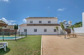 Apartamentos piscina compartida