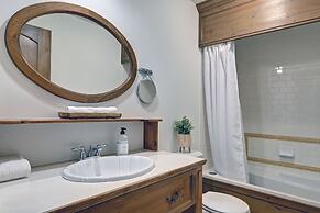 Les Manoirs Unit 10