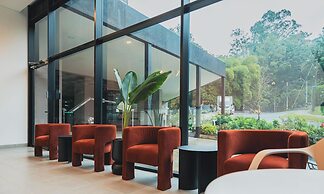 Grand By Jalo