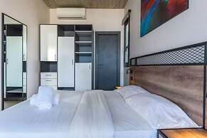 Amine Apart-Hotel by Stayinn