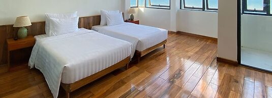 Nava Hotel & Resort
