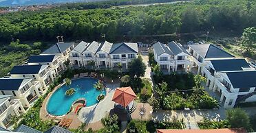 Nava Hotel & Resort