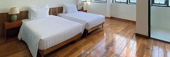 Nava Hotel & Resort