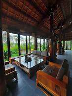 Nava Hotel & Resort