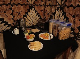 Mahina Lodge