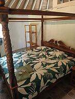 Mahina Lodge