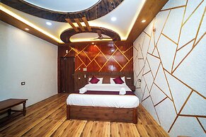 HOTEL N N PALACE