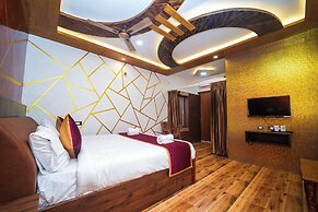 HOTEL N N PALACE