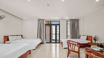Cocorico Da Nang Beach Hotel