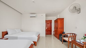 Cocorico Da Nang Beach Hotel