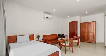 Cocorico Da Nang Beach Hotel